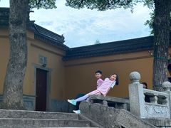 -灵岩山风景区