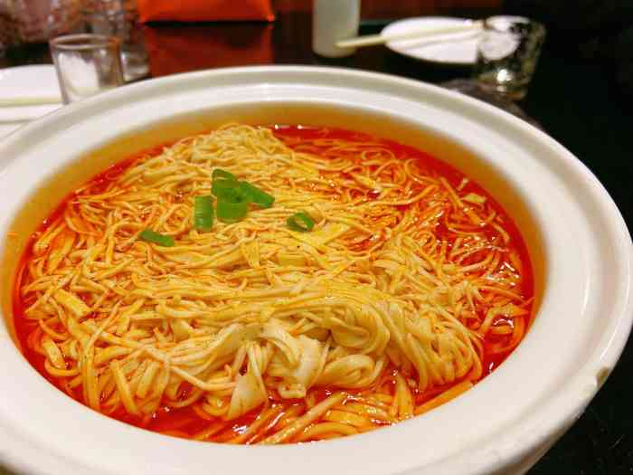 晟添福酒店(三姓街店)-"[薄荷]环境:地铁站03贼近～溜达着来.