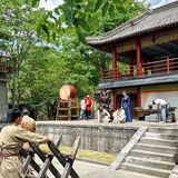 追星女孩超爱的横店味道，来横店旅游不要走错啦