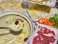 -清真·马坡烧烤涮牛肚·酸浆火锅(新区总店)