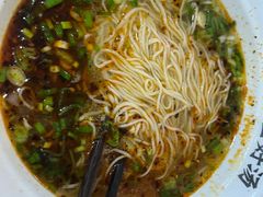 -牛一嘴·兰州牛肉面·大盘鸡(财富中心店)