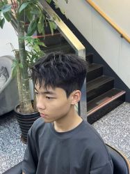 -藤野造型专业烫染接发