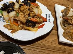-东来菜馆•手抓海鲜家常菜•海鲜锅贴(鸽子窝店)