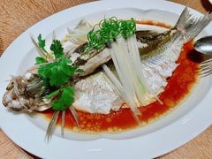 钱湖四宝-朋鱼-宁波柏悦酒店·钱湖渔港