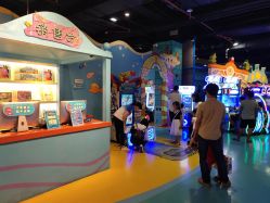 -探奇乐园蹦床公园(日月广场店)