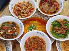 -李与白包子铺(桐梓林店)