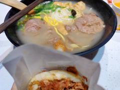 人气酥饼夹牛肉-牛汤哥慢熬牛肉汤(五道口店)