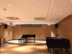 -柏斯音乐艺术中心·钢琴·吉他(上音店)