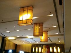 大堂的灯-上海徐汇瑞峰酒店