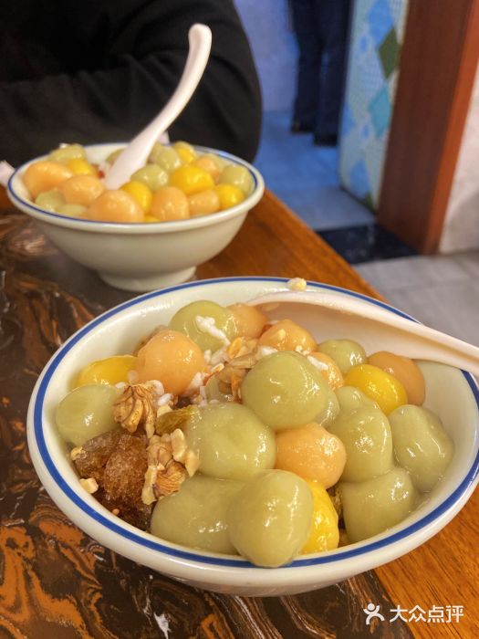 艾嬢七八九老火锅(37年李子坝店)图片