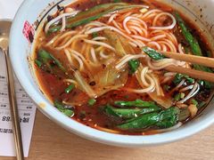-呼啦面馆·头牌豌杂面(爱琴海店)
