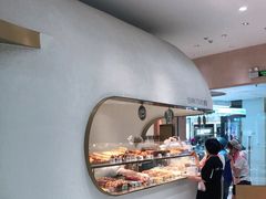 -Yearn Tours妍图(昆山万象汇店)