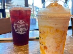 -星巴克(南宁民歌湖店)