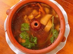 -小厨子私房菜·云南美食店