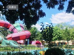 -欢乐水魔方水世界