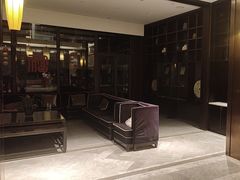 -铂逸梦秦酒店(横店梦幻谷店)