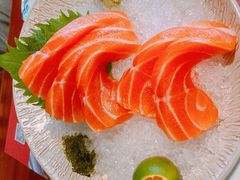 三文鱼腩刺身-烧鸟横丁(联发文创口岸店)