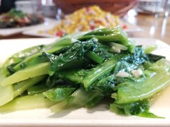 -兔行天下-鸿鹤鲜锅兔(中海国际店)