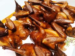 脆皮乳鸽-云龙山庄