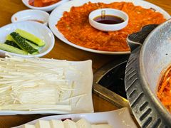 -喇喇排骨火锅·传统韩式脊骨汤(望京西园总店)