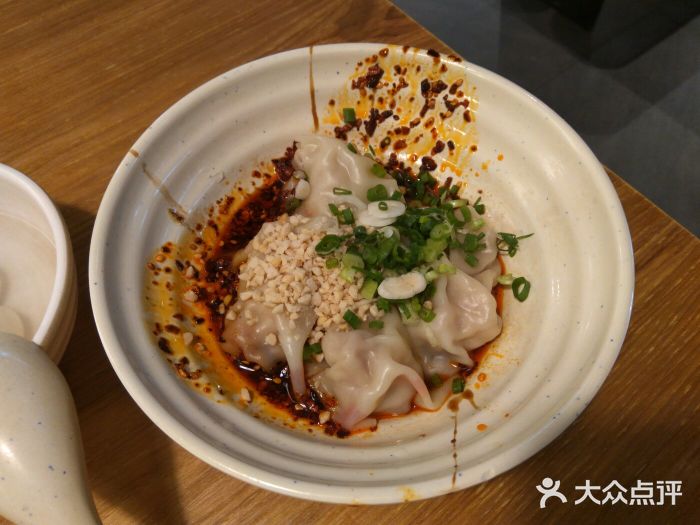 龙抄手(春熙路总店)红油抄手图片