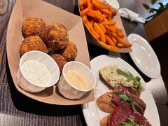-瑞食酒馆 La Taverne Suisse