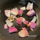 鸡腿奶味咖喱拌面