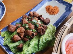 -包整·丝娃娃(一览甲秀楼风景店)