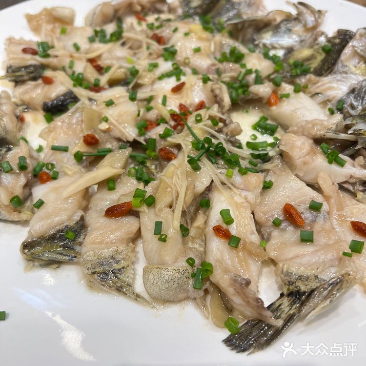 私人订制饭堂，又可以唱k，很正的一个聚餐地方