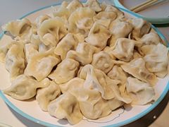 -亚伟瓦罐面美食城(淇县总店)
