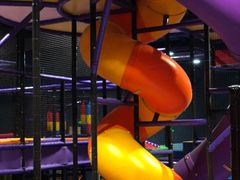 -Tenker Club弹刻极限主题公园 · 蹦床 · 团建 · 生日派对(大关店)