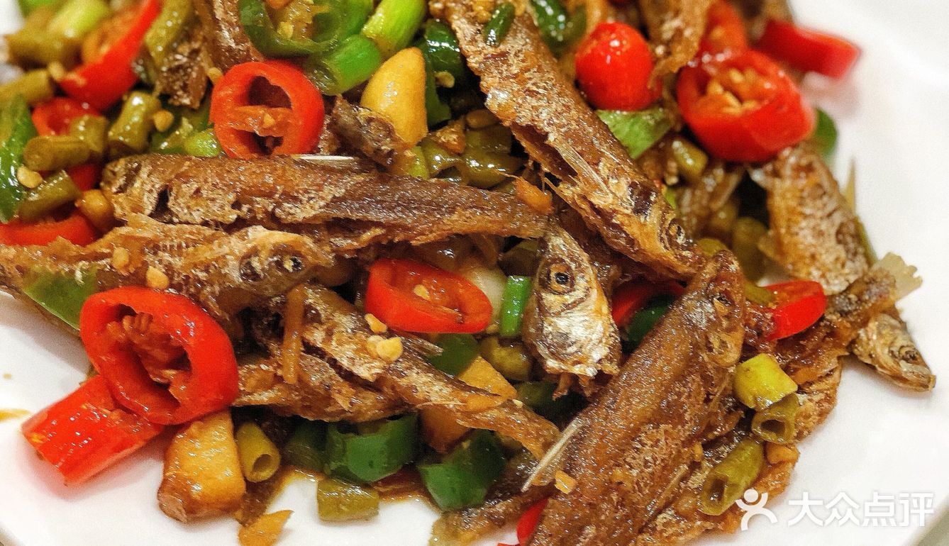 阳朔美食攻略～来阳朔必吃的谢三姐啤酒鱼‼️‼️