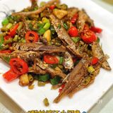 阳朔美食攻略～来阳朔必吃的谢三姐啤酒鱼‼️‼️