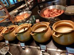 -圣丰索菲特·2 On 988 Café 自助餐厅
