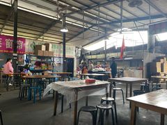 大堂-五七小李子油焖大虾(总店)