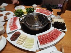 -额尔敦传统涮.冰煮羊火锅(乌兰察布体育场店)