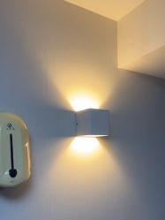 -咪咪专业脱毛连锁机构