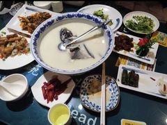 -南京金牛湖巨碗鱼头