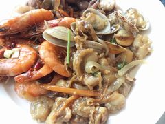 -东方红海鲜百汇(国际大厦店)