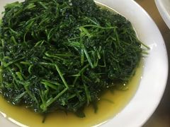 -云河农家乐饭店(福禄缘树山店)