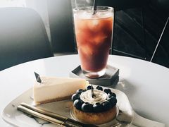 -UNI UNI(环亚凯瑟琳店)