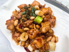 宫保鸡丁-万柳阁小馆·花园餐厅(龙潭湖店)