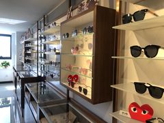 -视野联行眼镜(西站中天健广场店)