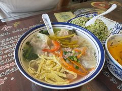 -长人馄饨铺(解放街店)