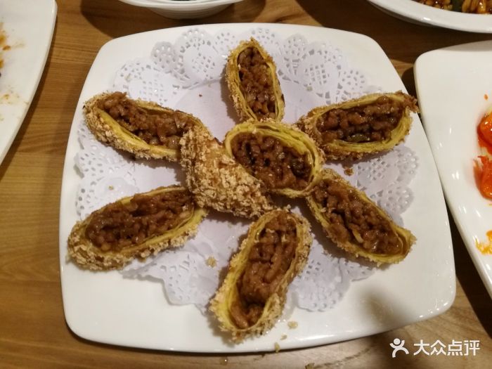陈傻子餐厅(世纪都会店)脆皮鸭丝卷图片