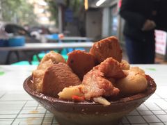 -董哥山城碗碗香(美专校街店)