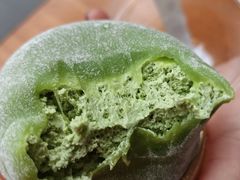 -蜜蜂小象·榴莲千层蛋糕(时代汇11栋店)