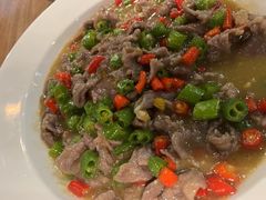 -肖四女乐山跷脚牛肉(世博源店)