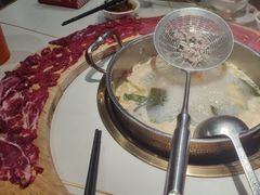 -牛人日志·鲜牛肉骨汤火锅(万科里瑧店)