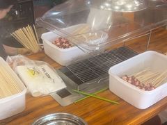 -哈尔滨小酒馆·鲜肉现穿自助烧烤(康新花园店)